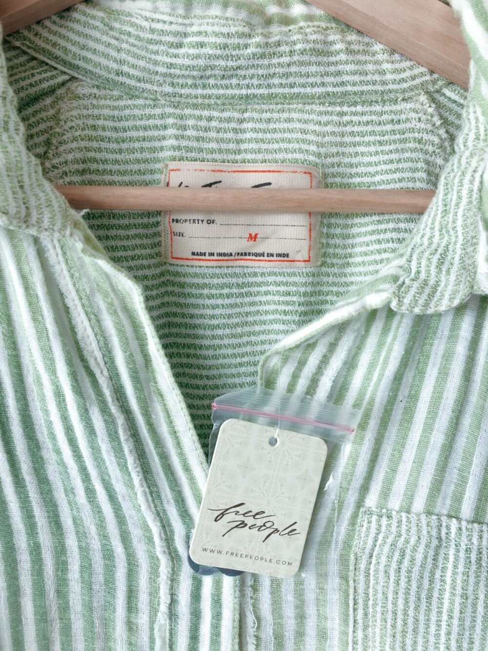 Free People Sage green striped shirt medium oversized top lightweight top - Picture 14 of 15